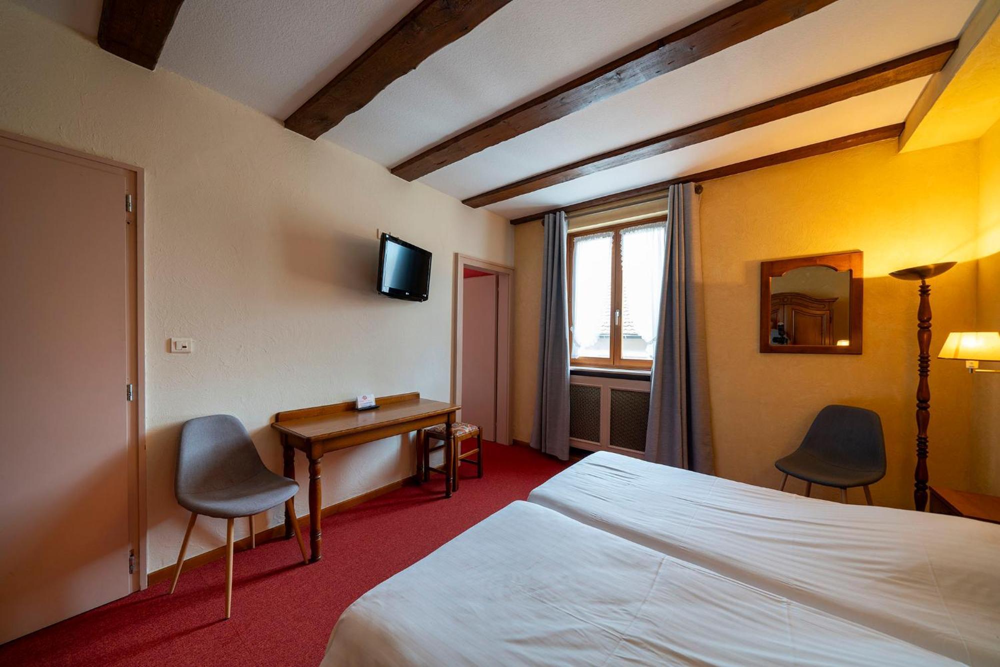 Hotel A La Vignette - Colmar-Nord แซ็ง-อิปโปลีท ภายนอก รูปภาพ