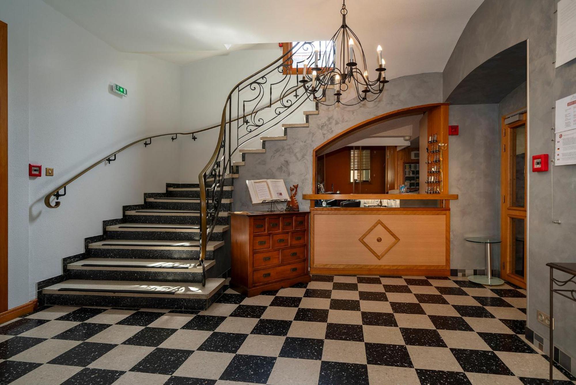 Hotel A La Vignette - Colmar-Nord แซ็ง-อิปโปลีท ภายนอก รูปภาพ