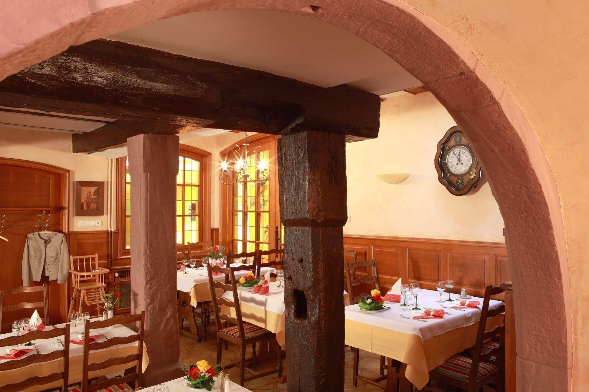 Hotel A La Vignette - Colmar-Nord แซ็ง-อิปโปลีท ภายนอก รูปภาพ